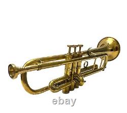 Shiny Brass Professional Bb Trumpet with Mouthpiece Musical Instrument Best Gift